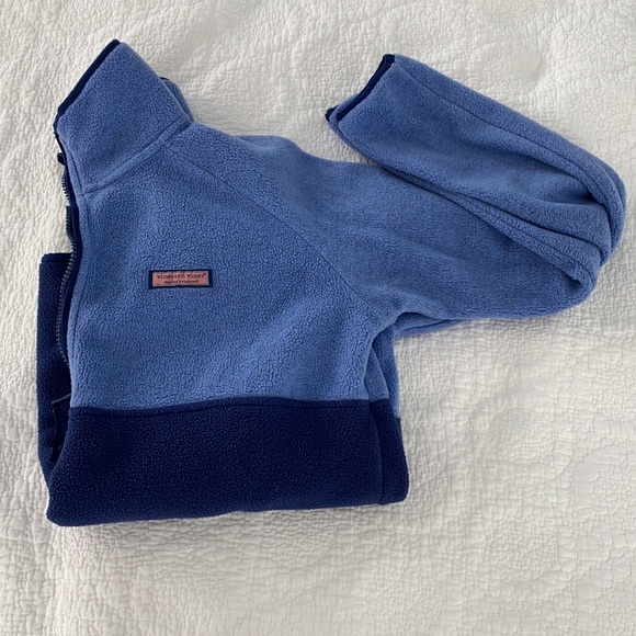 Vineyard Vines Fleeze quarter zip! - Picture 6 of 8